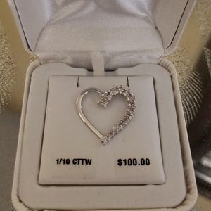 Diamond heart pendant